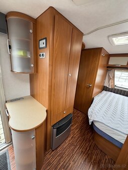 Karavan Hymer-Eriba - 8