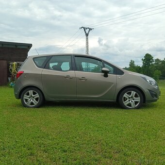 Opel Meriva - 8