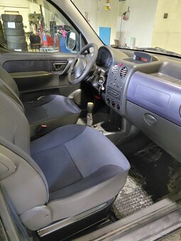 Citroën Berlingo 1.6 80kW, benzín - 8