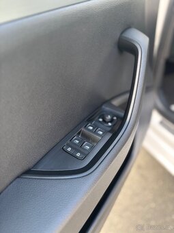 Škoda Superb 3 combi 2.0 TDI 110kw - 8