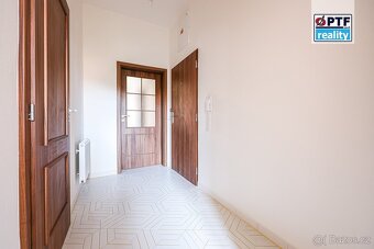 Nadstandardní byt 2+kk plus prostorná pracovna k pronájmu – - 8
