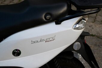 Derbi Boulevard 125 - 8