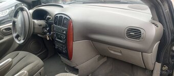 Chrysler grand voyager - 8