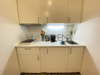 Pronájem bytu 2+1, 44m² - Praha - Vršovice - 8