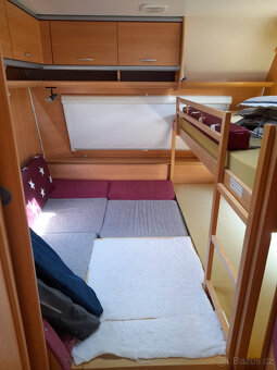 DETHLEFFS OBYTNÝ KARAVAN - 8