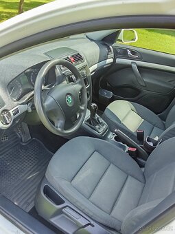 Prodám Škoda Octavia II 1.6mpi - 8