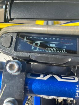 Husqvarna 125 sm (CR) - 8