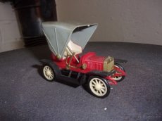 Plastové modely Laurin & Klement - 8