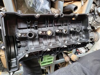 Hlava víko motoru písty vačky čerpadlo N47d20a N47d20c BMW - 8