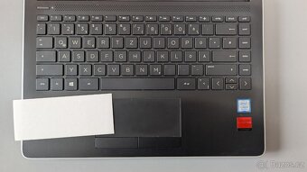 HP Laptop 14" FHD Intel i5 16GB 128GB SSD + 1TB HDD R530 W1 - 8