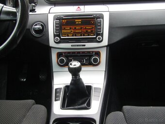 Volkswagen Passat 2.0 TDI  CR 105kW - 8