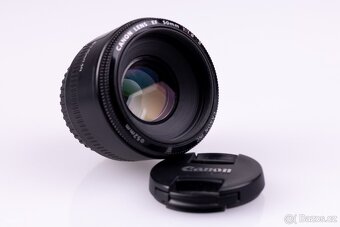 Canon EOS 1300D + 50mm a 18-55mm - 8