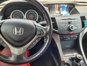 Honda Accord 2,4i Executive, 148kW  manuál - 8