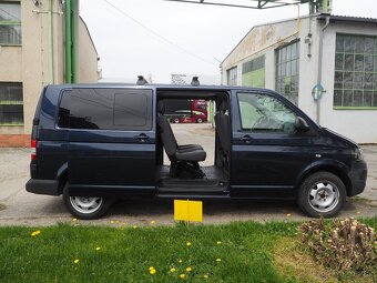 VW TRANSPORTER T5 (7HC) Long, 2015, 133tKm, 9 míst - 8
