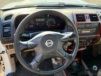 Nissan Terrano II. 3.0DI 113KW - 8