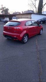 Kia Rio 1.4 CRDI - 8