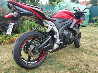 Honda CBR 600 RR - 8