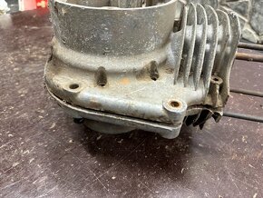 Predám BLOKY MOTORU, kártery JAWA ČZ 175/356 - 8