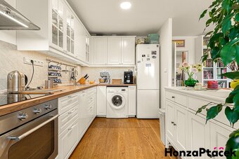 Prodej, byt 3+1 s lodžií, Třebešovská, Horní Počernice - 8