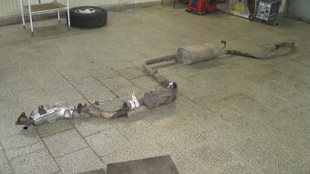 Nissan Navara 2,5 DCi - 8