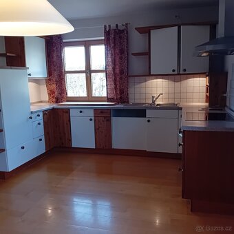 Kuchyňská linka se spotřebiči - 8