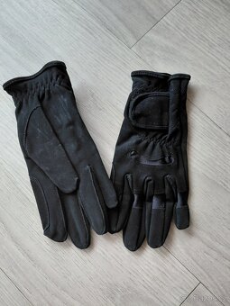 Mnoho věcí na kone a jezdce - 8