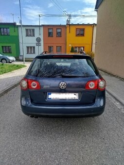 Volkswagen Passat B6 - 8