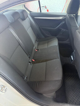 Škoda Octavia 1.6 TDi - 8