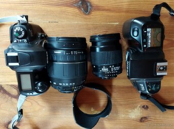 Fotoaparáty NIKON - analogové - 8