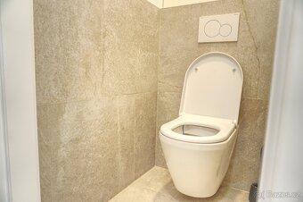 Prodej moderního bytu 3+1 po celkové rekonstrukci - Sedlčany - 8