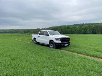 RAM 1500 Big Horn Built To Serve Edition 2021 - 8