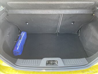 Ford Fiesta 1,2 i KLIMA,KOPENO V CZ - 8