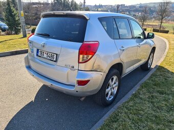 Toyota Rav4 2,0 VVT-i 112kW 4x4 NAVI - 8