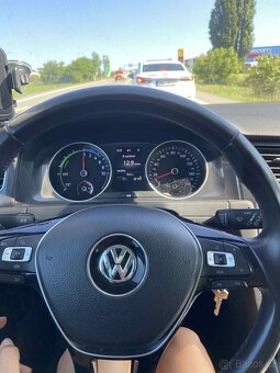 E-golf 136Ps r.v.2019 navigace baterie 36kWh, DPH, - 8