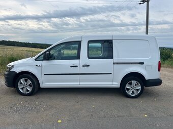 VW Caddy Maxi - 5 míst - top stav - 8