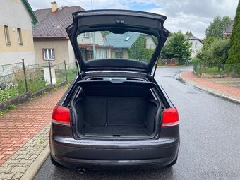 Audi A3 1.6I 75kW klimatizace - 8