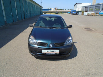 Renault Clio - 8