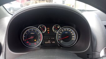 Suzuki SX4 - 8