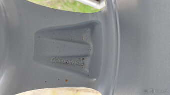 Prodám originál ALU rezervu Peugeot 3008 - 8