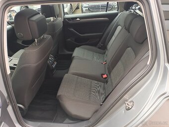 VW Passat B8 Variant TDI 110kW DSG 90tkm - záruka Autodraft - 8