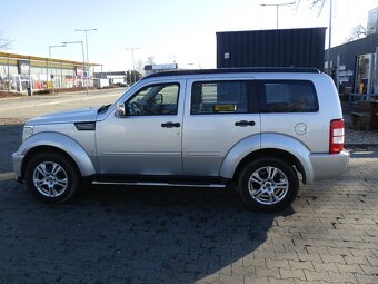 Dodge Nitro 2.8 CRD SXT 4x4 - 8