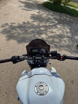 Yamaha fz1n - 8
