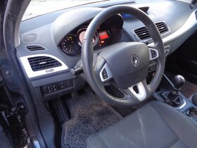 Renault Megane III 1,6i 81KW, Rozprodám na náhradní díly - 8