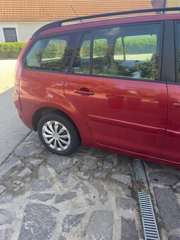 Citroen C4 Grand picasso - 8