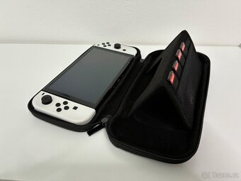 Prodávám Nintendo Switch (OLED model) - 8
