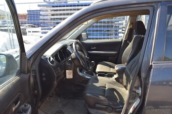 Suzuki Grand Vitara 2.4i 124KW 4x4/ČTĚTE PROSÍM/ - 8