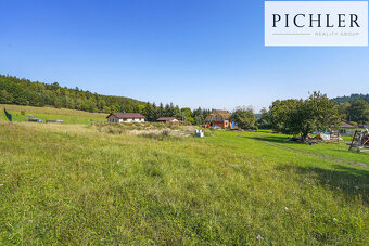 Prodej stavebního pozemku 2053 m² - 8