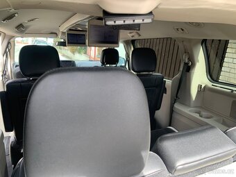 Lancia (Chrysler) Voyager - 8