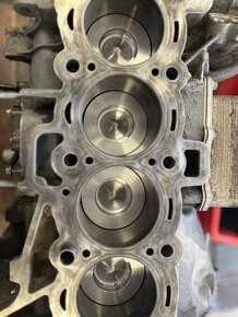 Motor Jaguar Range Rover 204 dtd aj200 - 8