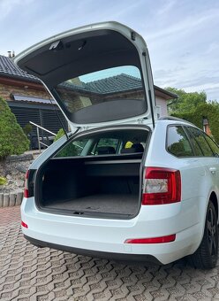 Škoda Octavia 3 Kombi 2.0TDI 110kW , 140000km , Bi-xenony - 8